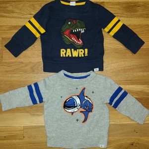 Gap boys Shark and Dinosaur Sweaters 2 ct